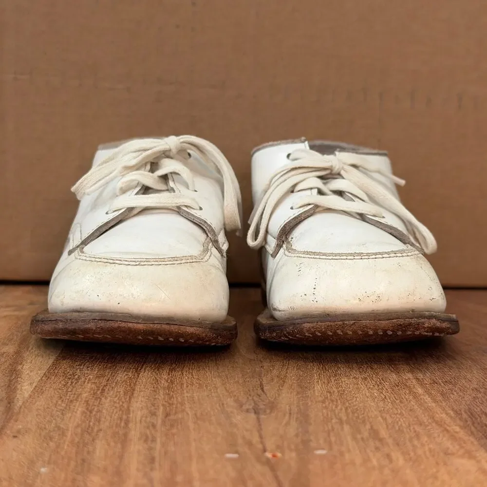 VINTAGE Baby / Toddler 18-24 Months Size 6.5D White Leather Walking Shoes